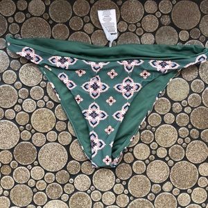 O’NEIL bathing suit bottoms